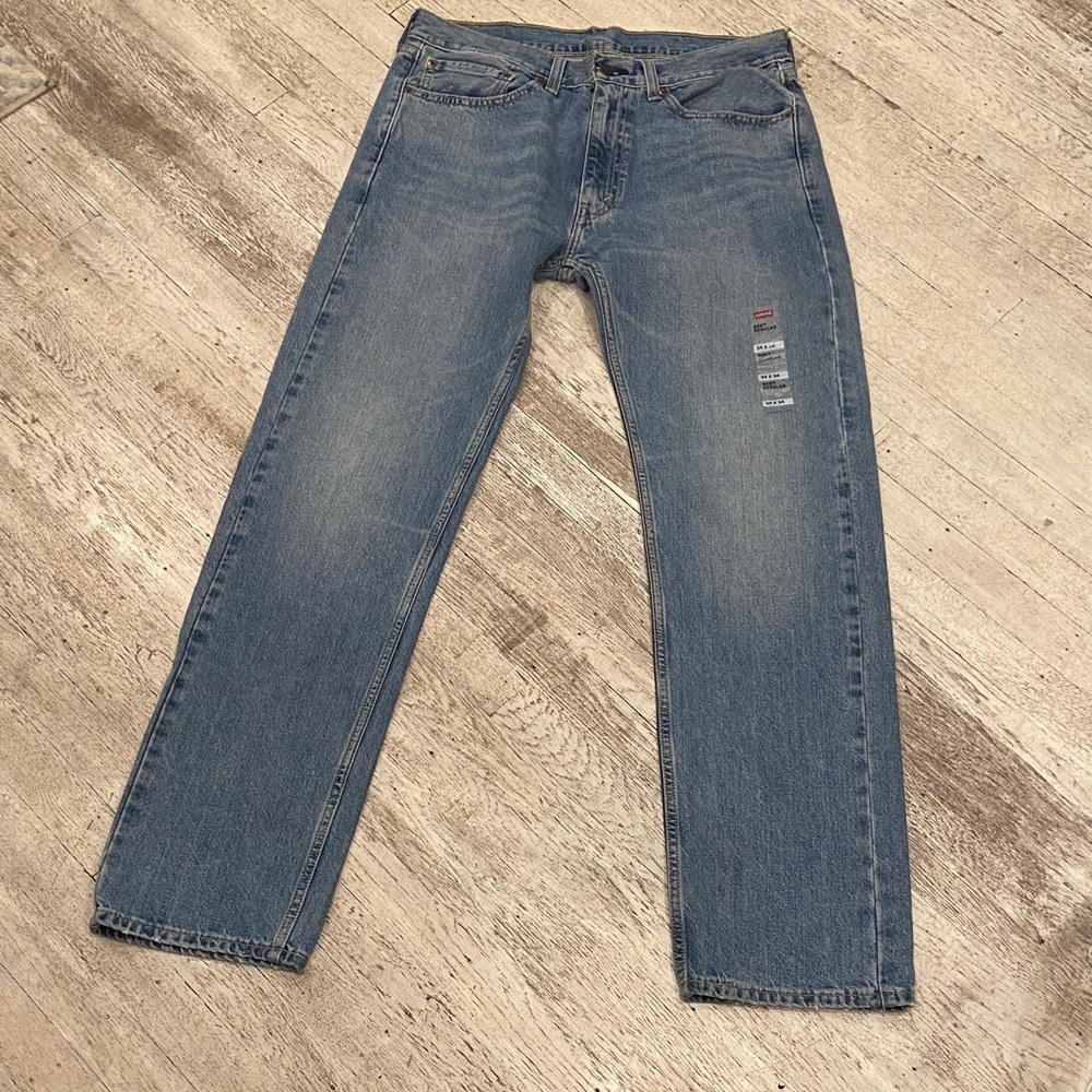 Classic Blue Straight LEVI UNISEX Jeans SIZE 34/34 NWT